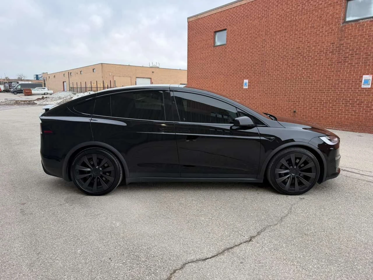 Tesla Model X * Plaid * PANO* ПОДГРЕВ* KEYLESS* , снимка 3 - Автомобили и джипове - 54212250