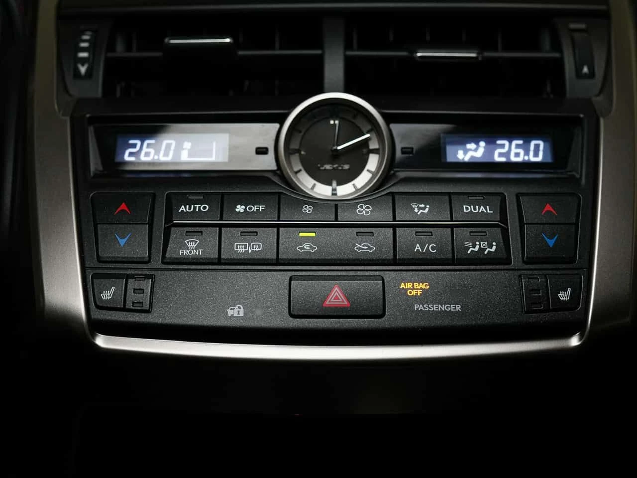 Lexus NX * 200t Luxury * CARFAX * ���� �� �� | Mobile.bg � ����������� 14