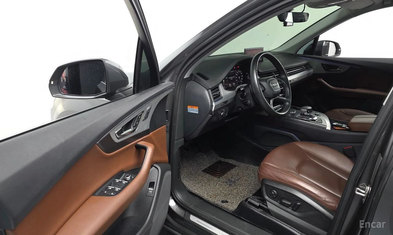 Audi Q7 ПОДГРЕВИ * ПАНО * ОПЦИЯ ЗА ФИНАНСИРАНЕ, снимка 12 - Автомобили и джипове - 55277979