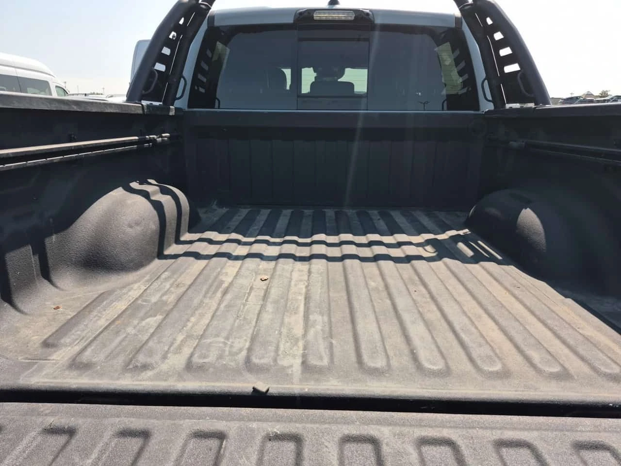 Dodge RAM 1500 TRX CREW CAB SHORT BED * CARFAX * АВТОКРЕДИТ, снимка 14 - Автомобили и джипове - 55463918