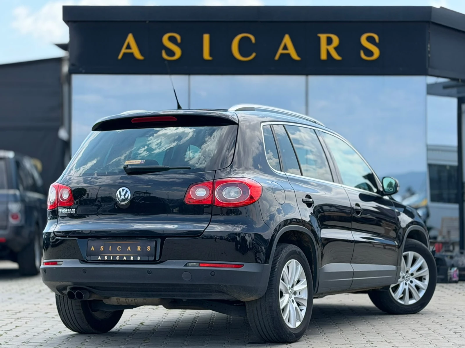 VW Tiguan / 2.0TDI / 200HP / 4MOTION /, снимка 5 - Автомобили и джипове - 55803287