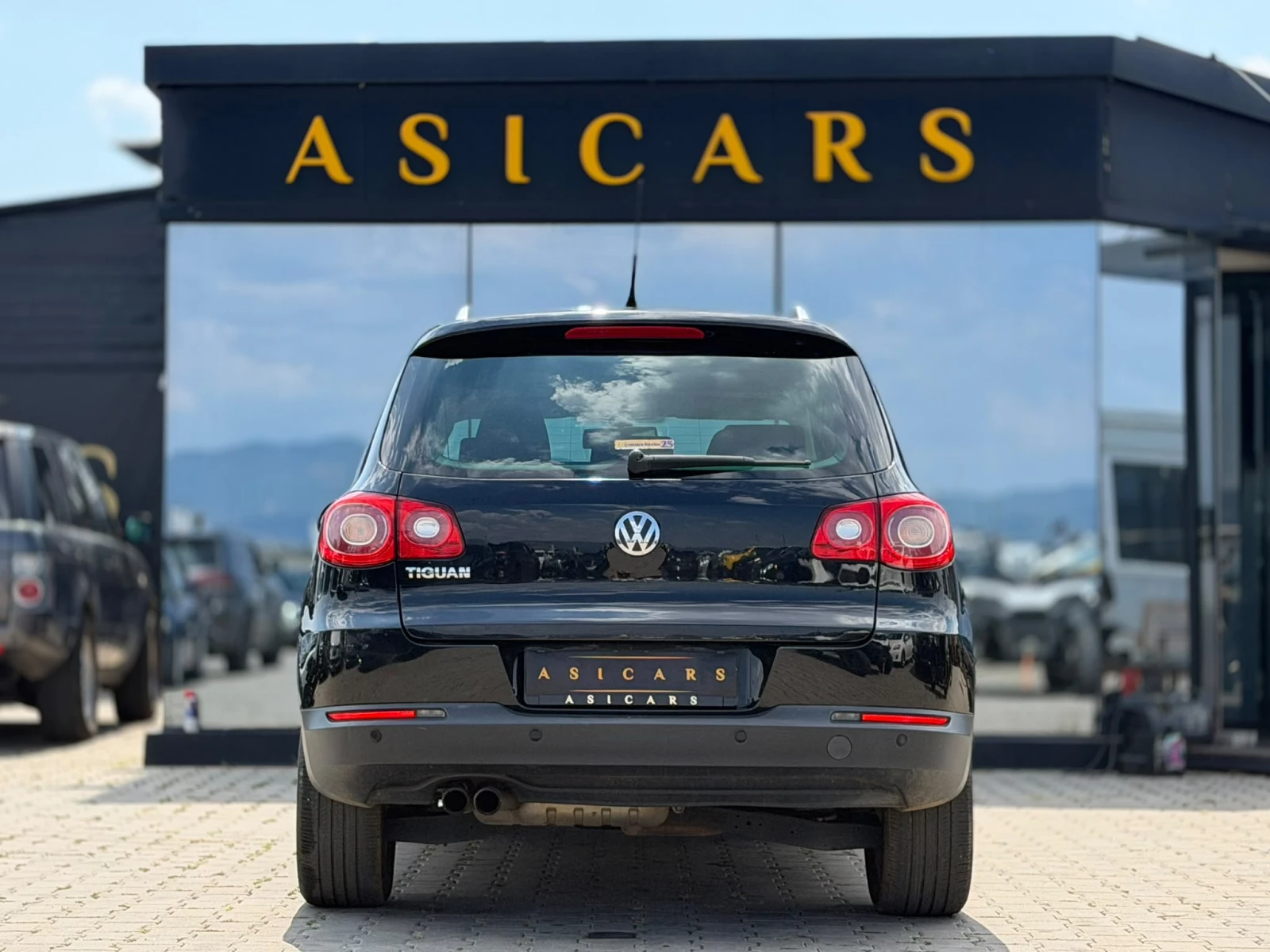 VW Tiguan / 2.0TDI / 200HP / 4MOTION /, снимка 4 - Автомобили и джипове - 55803287