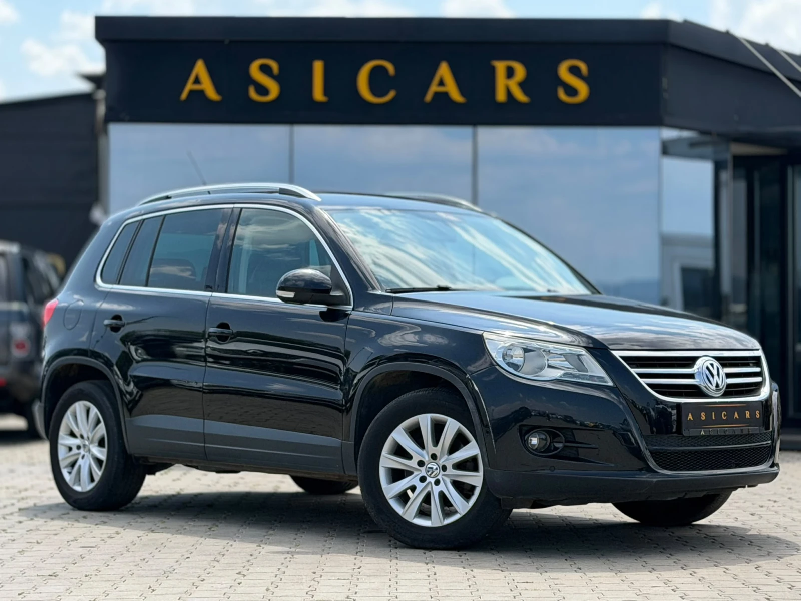 VW Tiguan / 2.0TDI / 200HP / 4MOTION /, снимка 7 - Автомобили и джипове - 55803287