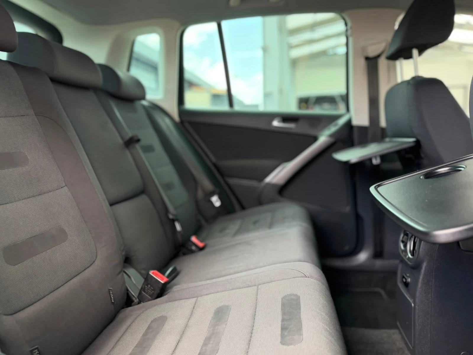 VW Tiguan / 2.0TDI / 200HP / 4MOTION /, снимка 12 - Автомобили и джипове - 55803287
