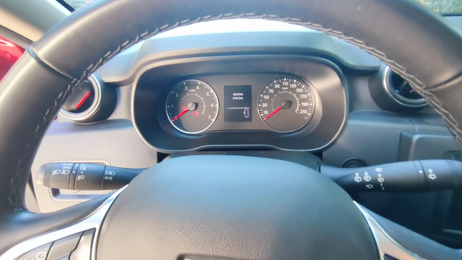 Dacia Duster 1.6SCe115 4x4HMM1, снимка 13 - Автомобили и джипове - 56130109