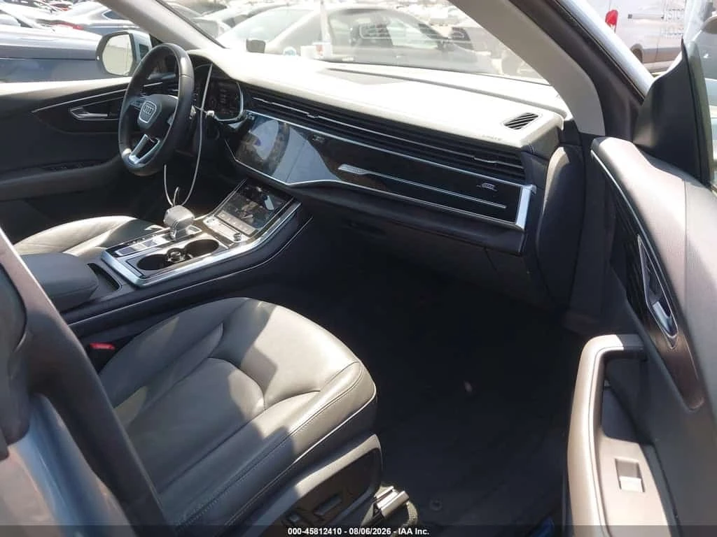 Audi Q8 PREMIUM 55 TFSI| MATRIX| ОПЦИЯ ЗА ФИНАНСИРАНЕ| , снимка 5 - Автомобили и джипове - 56255676