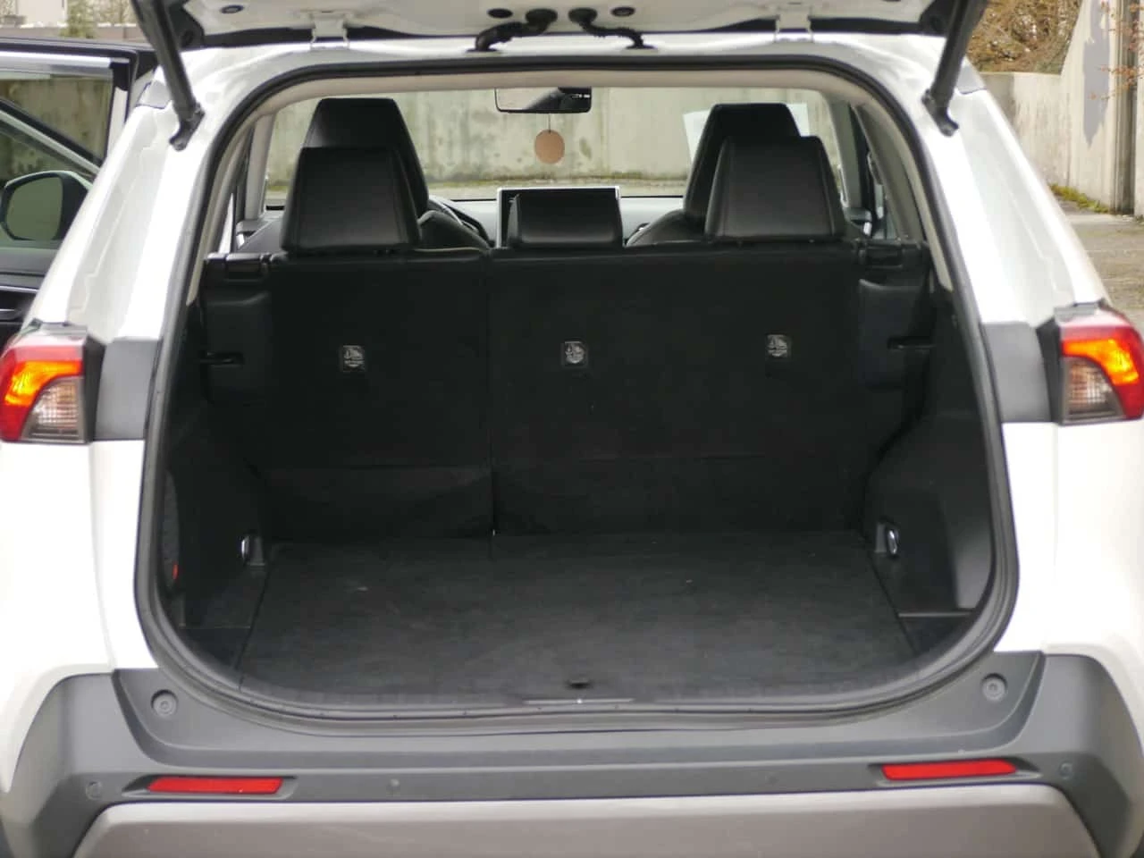 Toyota Rav4 * 2.5 Hybrid AWD Hybrid Limited * CARFAX *  | Mobile.bg � ����������� 16
