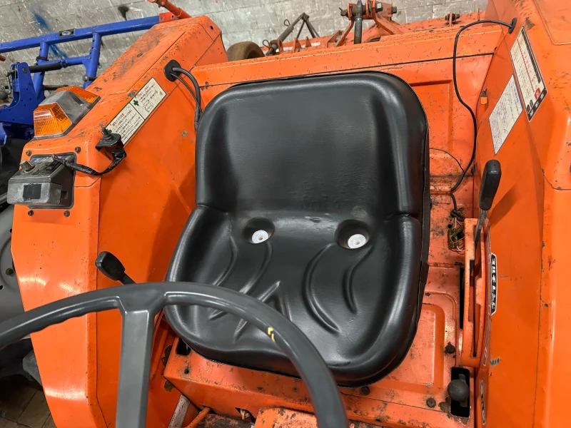 Трактор Kubota L1-26DT, снимка 4 - Селскостопанска техника - 47866717