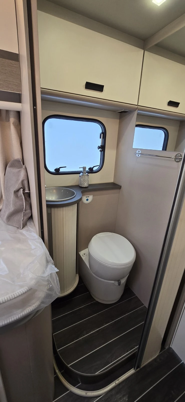 Кемпер XGO Dynamic 95 Plus, снимка 15 - Каравани и кемпери - 52710770