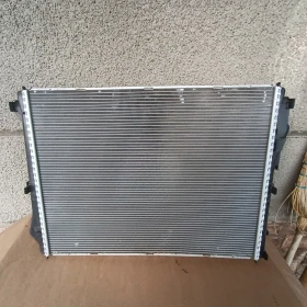 Радиатор за охлаждане zа Мерцедес W205 W213 W253 X253 E200, снимка 1