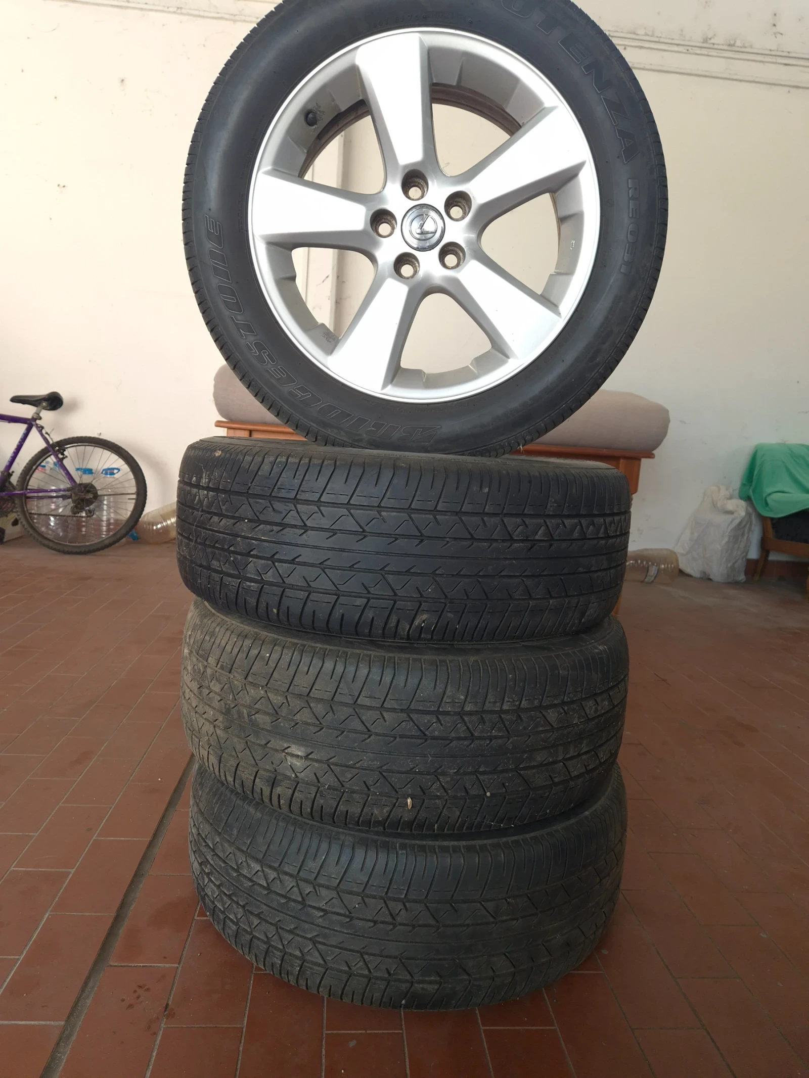 ���� � ������ 235/55R18 �� Lexus RC | Mobile.bg � ����������� 1