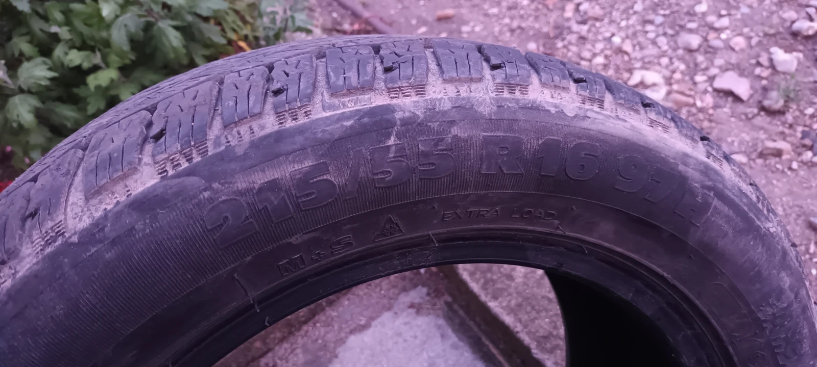 Гуми Зимни 215/55R16, снимка 3 - Гуми и джанти - 54782976