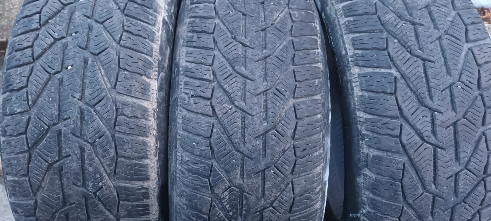Гуми Зимни 215/55R16