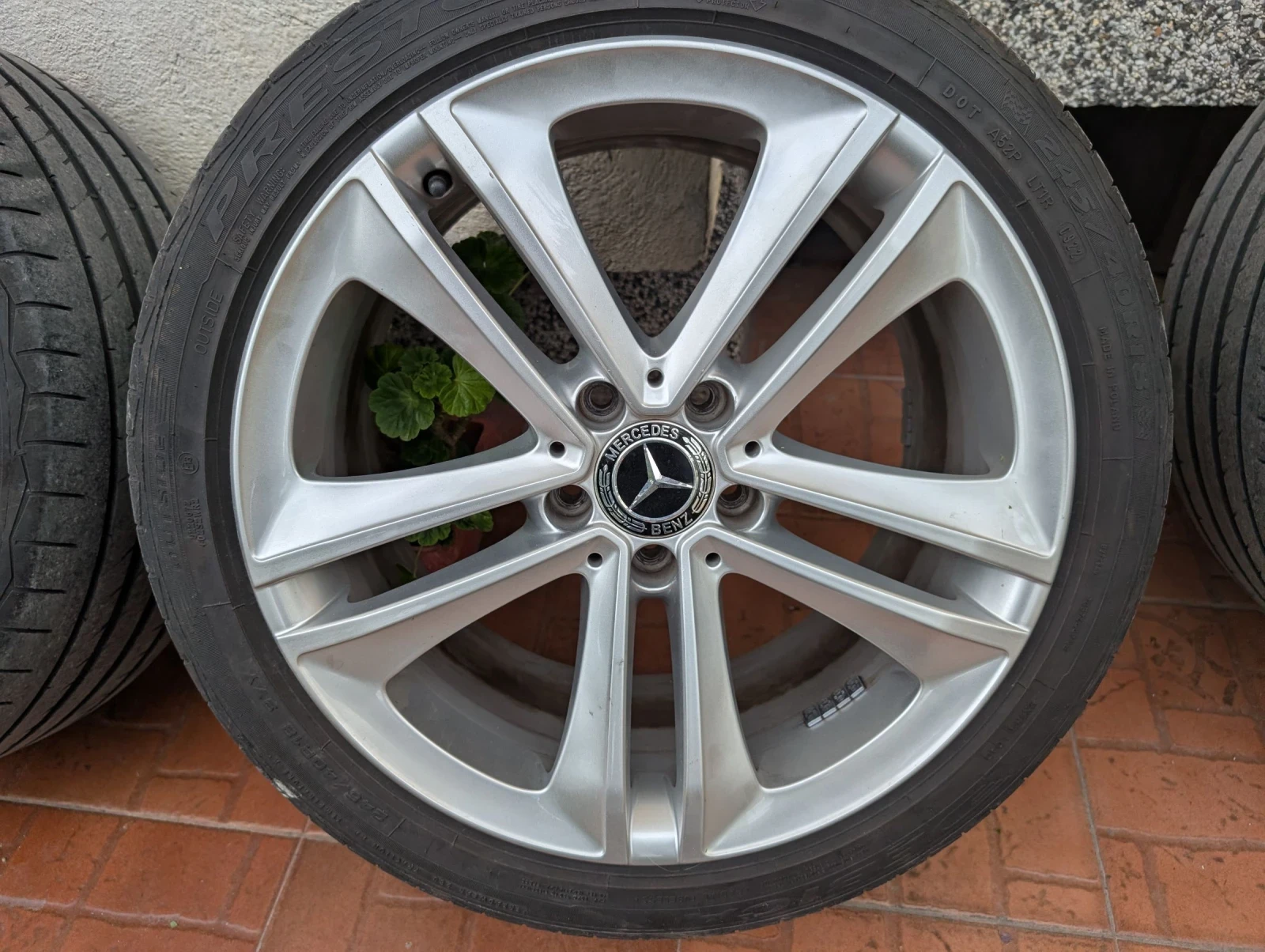 ���� � ������ 245/40R18 | Mobile.bg � ����������� 3