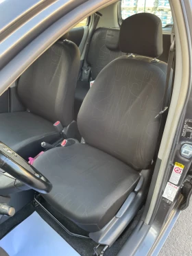 Toyota Yaris 1.0i Италия 2009 Година - 3900 лв. - 49104283 13