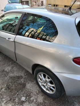 Alfa Romeo 147 - 1350 € / 2640.37 лв. - 63454099 3