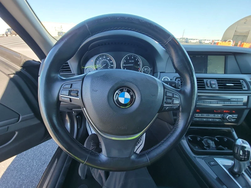 BMW 535 XDRIVE* ПОДГРЕВ НА ВОЛАНА* KEYLESS, снимка 8 - Автомобили и джипове - 47749251