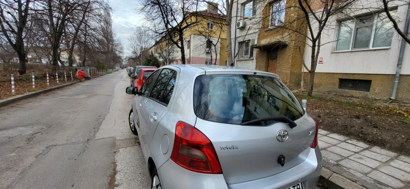 Toyota Yaris, снимка 4 - Автомобили и джипове - 48417443