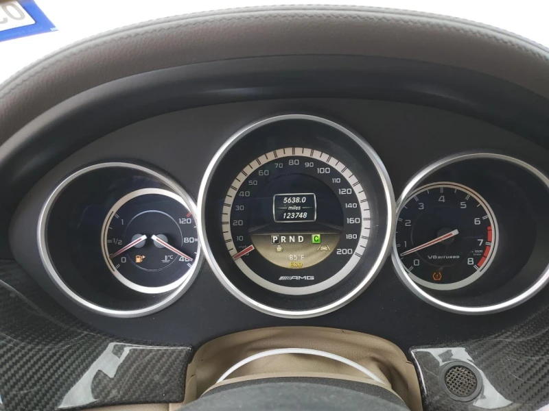 Mercedes-Benz CLS 63 AMG * Harman Kardon* Масажи, снимка 9 - Автомобили и джипове - 48535344