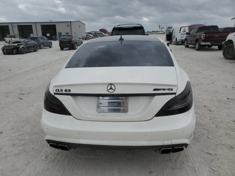 Mercedes-Benz CLS 63 AMG * Harman Kardon* Масажи, снимка 5 - Автомобили и джипове - 48535344