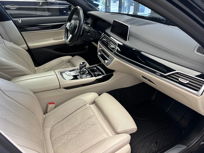 BMW 730 Бартер/Лизинг x-drive, снимка 13 - Автомобили и джипове - 53399311