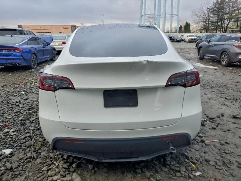 Tesla Model Y, снимка 6 - Автомобили и джипове - 54818835
