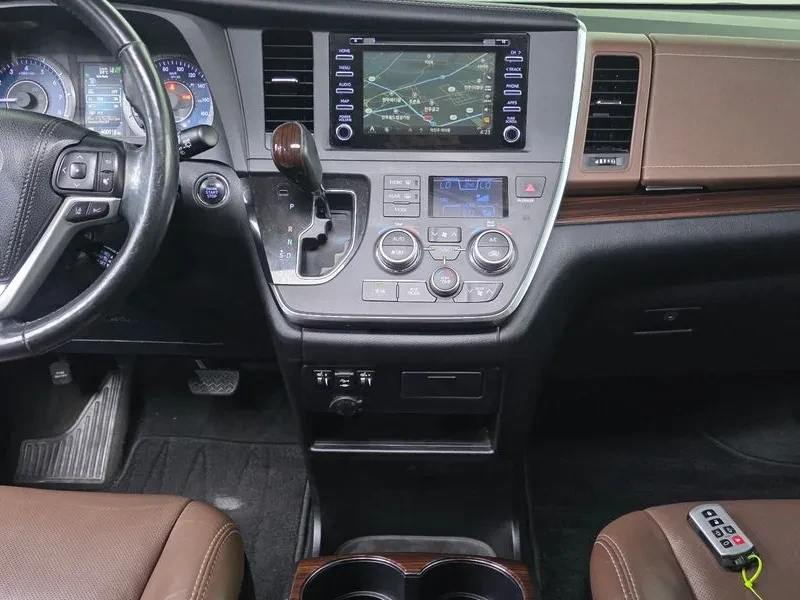 Toyota Sienna 3.5 ������ 4x4 | Mobile.bg � ����������� 6