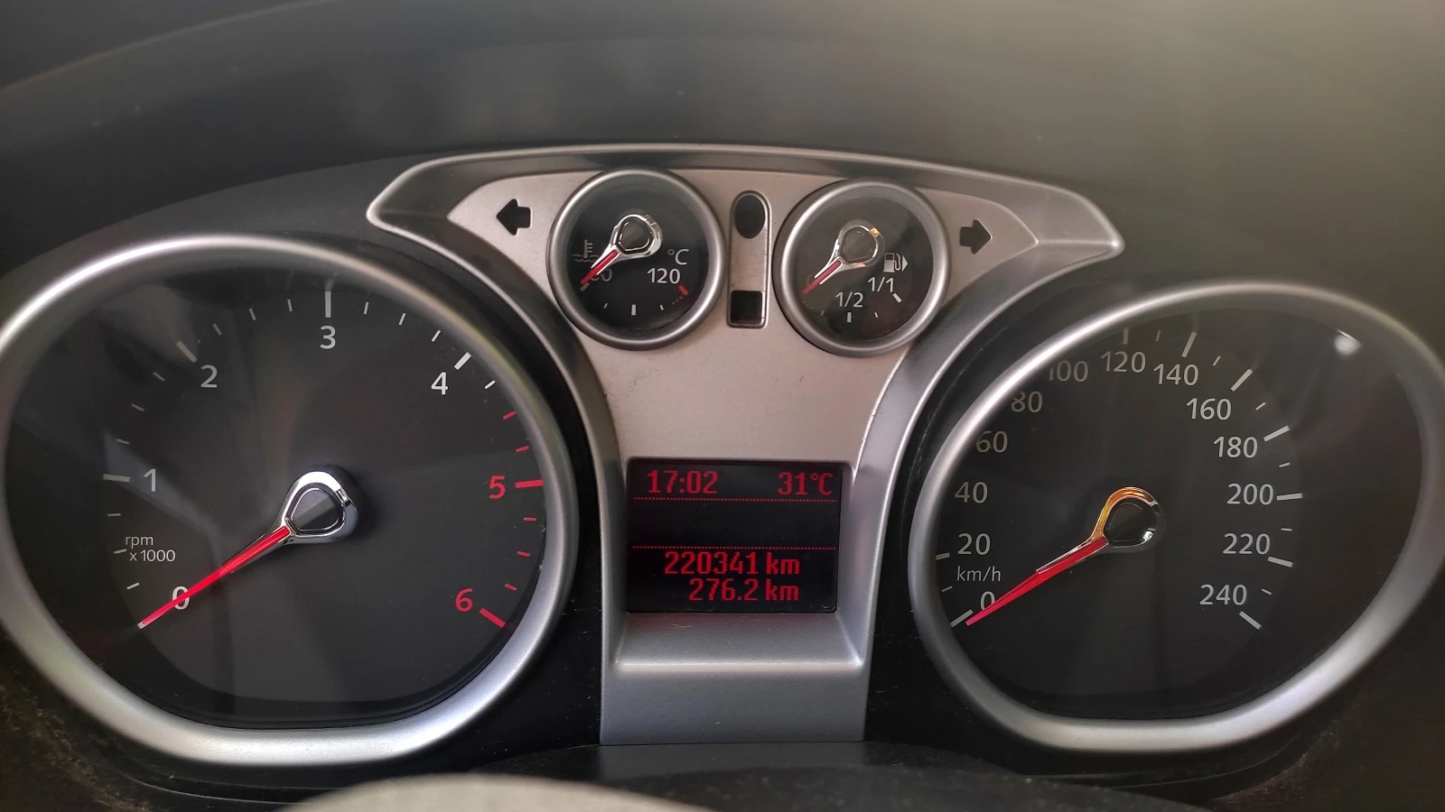 Ford Focus 2.0 TDCI | Mobile.bg   12