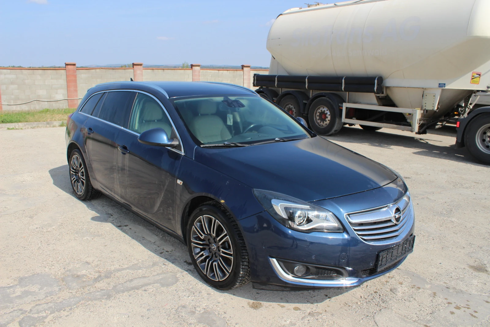 Opel Insignia 2.0D АВТОМАТИК - изображение 3