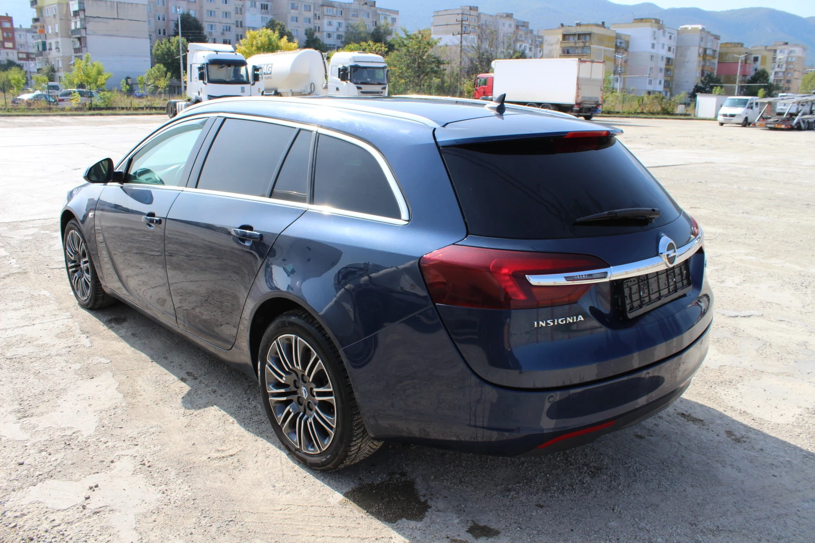 Opel Insignia 2.0D АВТОМАТИК - изображение 8