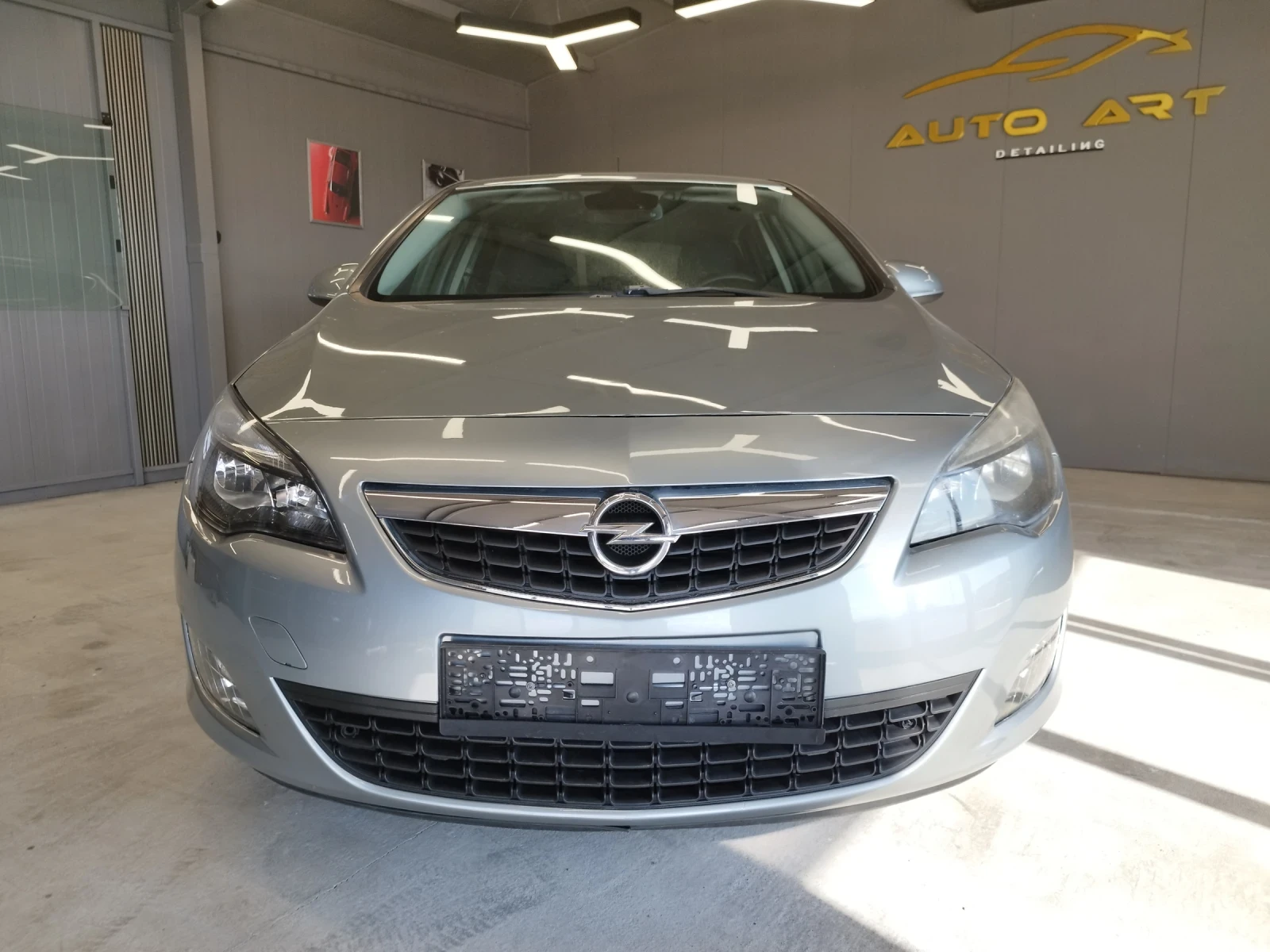 Opel Astra 2.0cdti Automatic euro5B - изображение 2