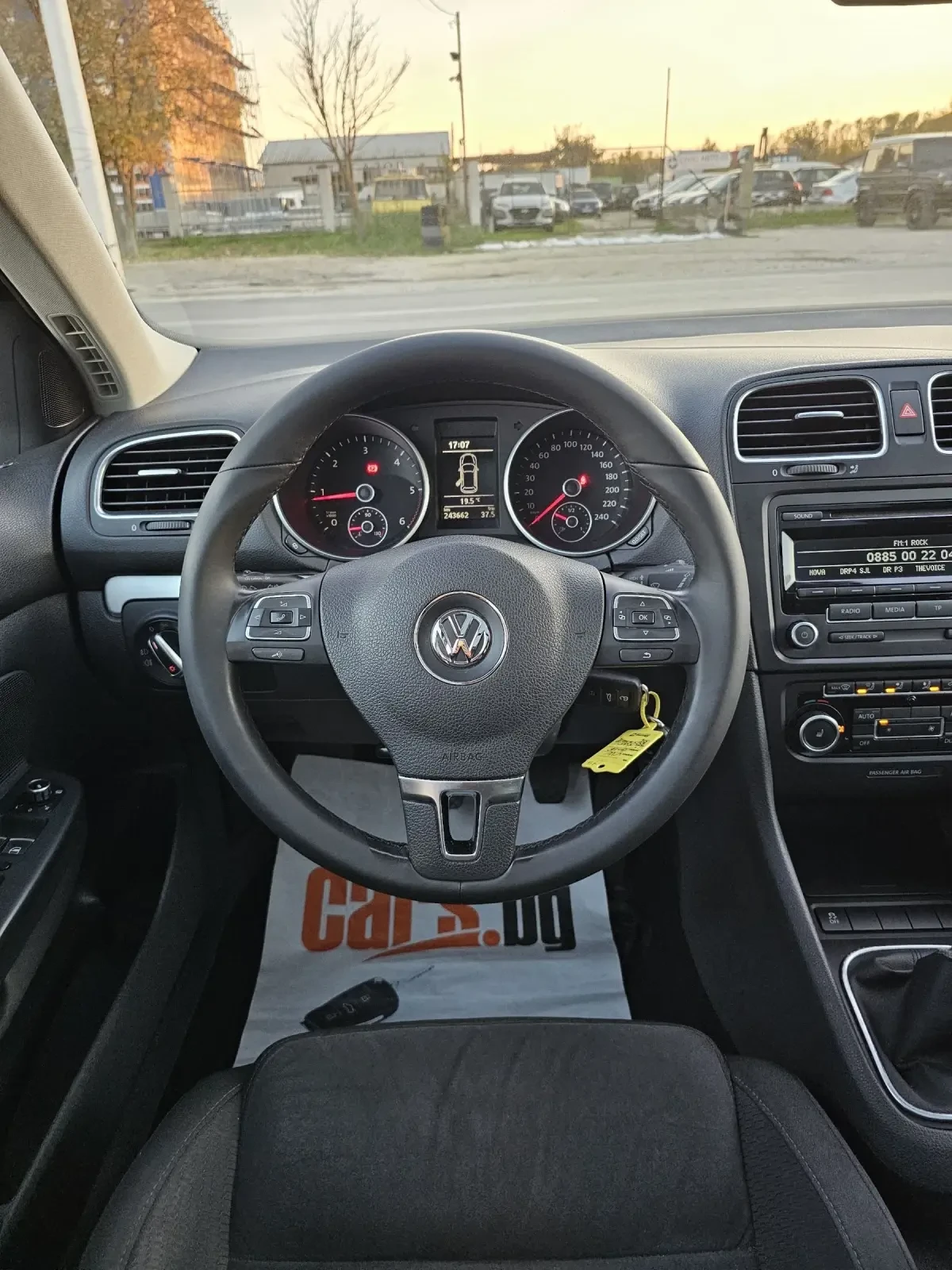 VW Golf VI  2.0TDI - изображение 10