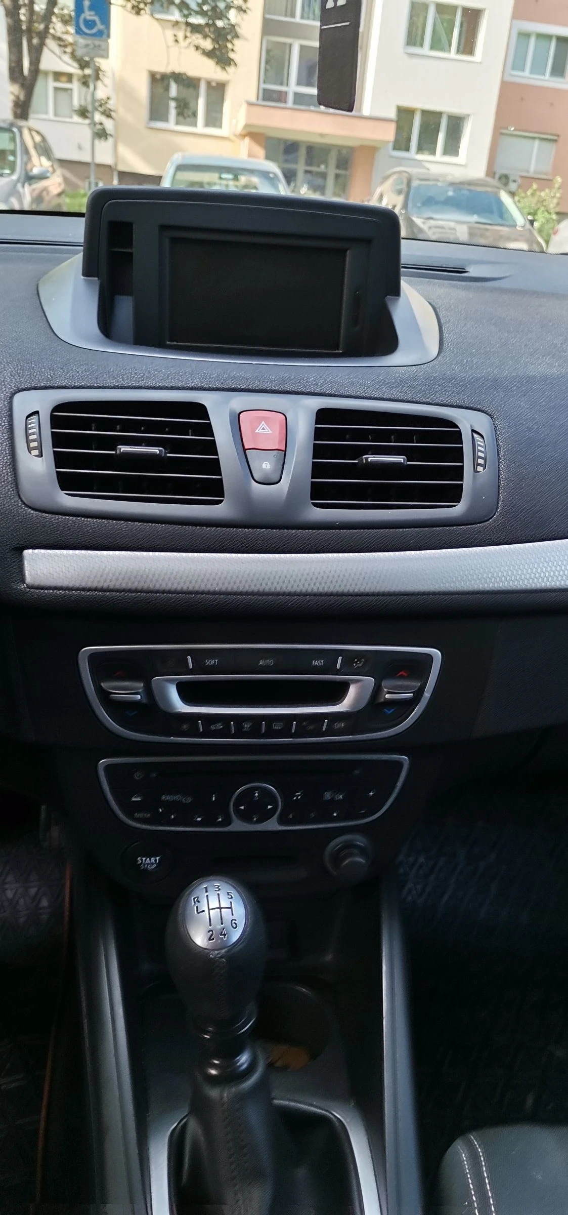 Renault Megane  - изображение 8