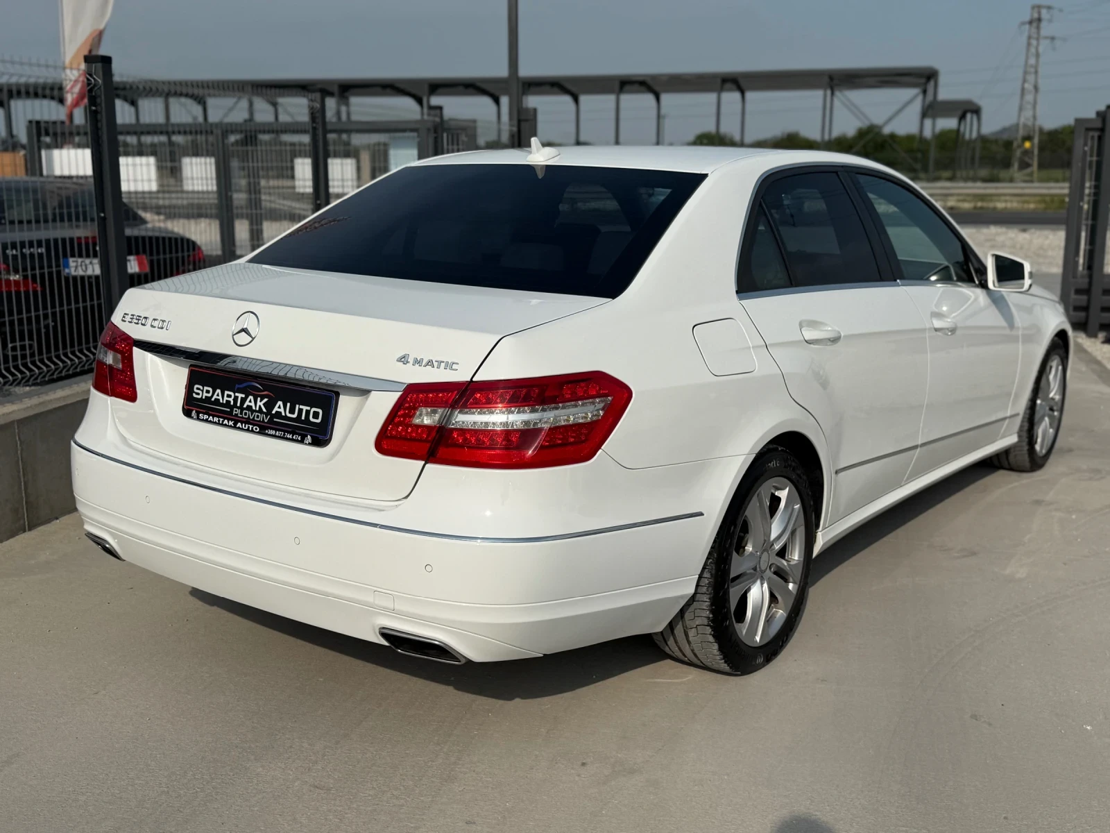 Mercedes-Benz E 350 CDI* 2013г* 4М* 214.000КМ* ТОП СЪСТОЯНИЕ*  - изображение 4