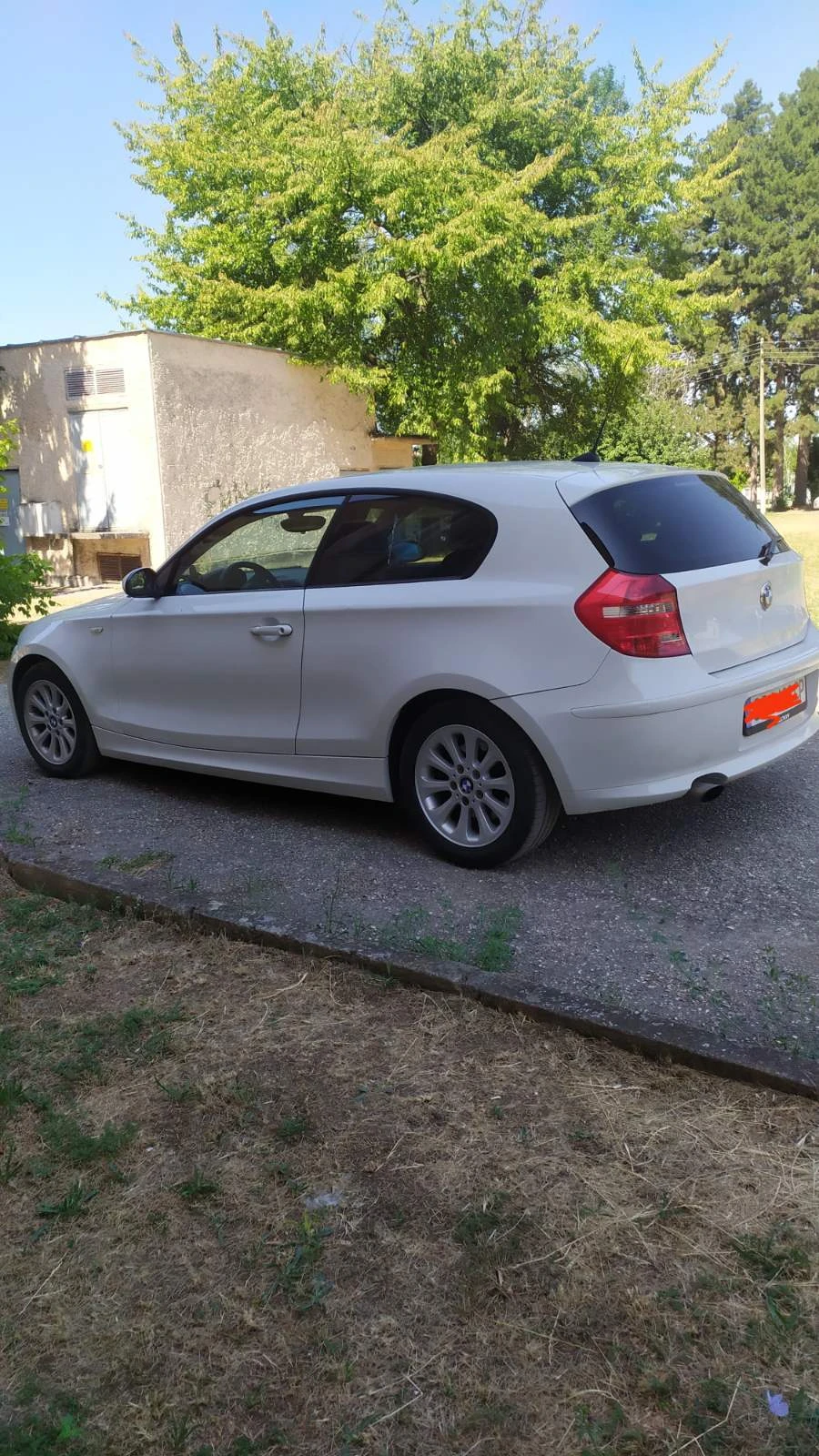 BMW 118  - изображение 7