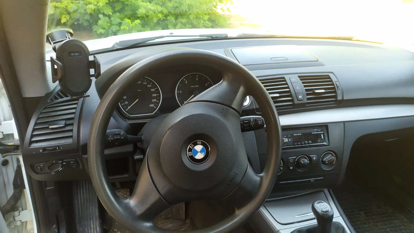 BMW 118  - изображение 2