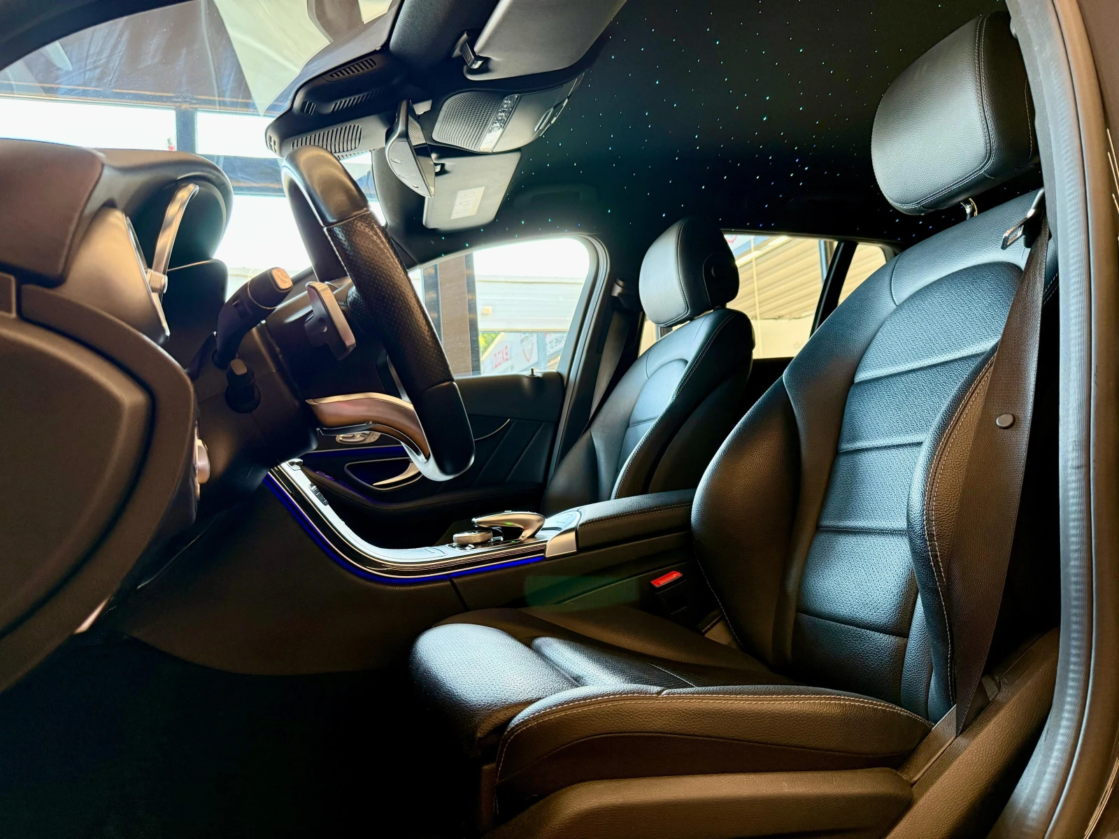 Mercedes-Benz C 200 AMG* MagicSky* Лизинг* Подгрев - изображение 8