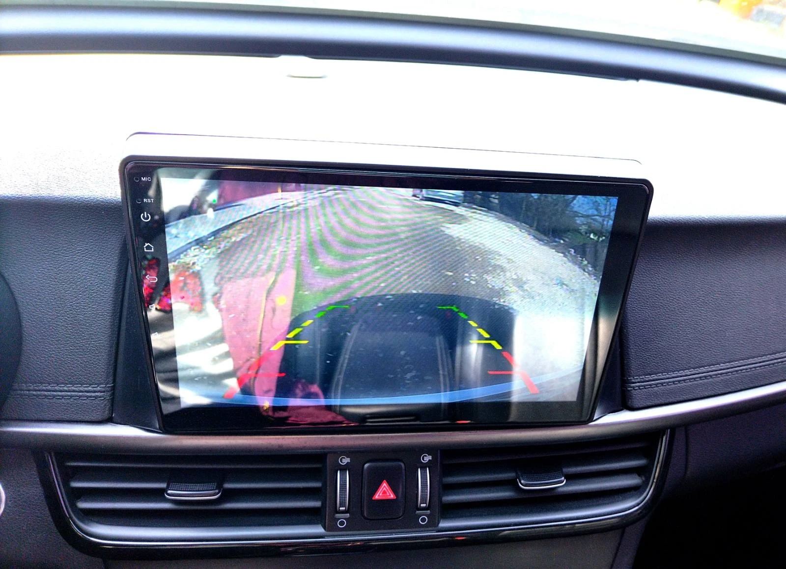 Kia K5 | Mobile.bg   11