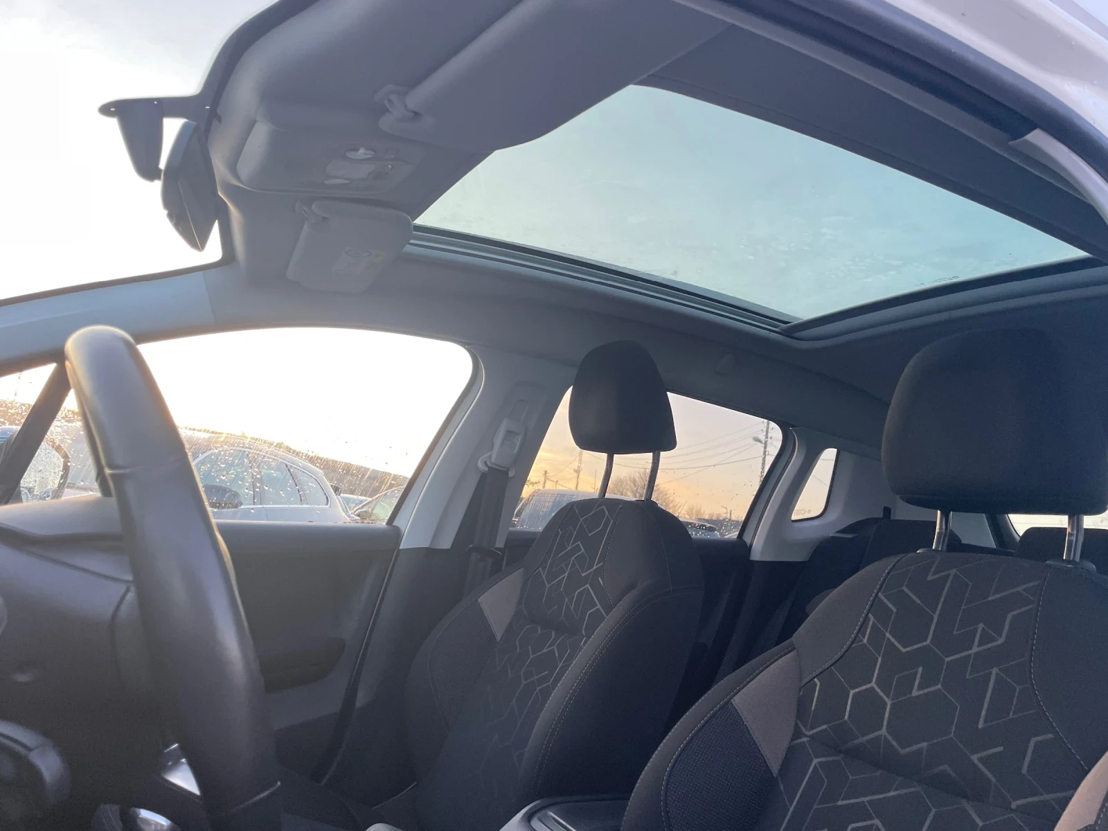 Peugeot 2008 1.6BlueHDI | Mobile.bg � ����������� 12