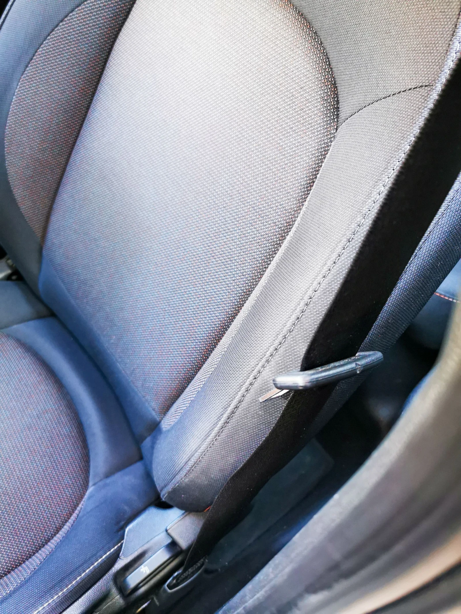 Mini Cooper 1.5 TwinTurbo, снимка 8 - Автомобили и джипове - 53975583