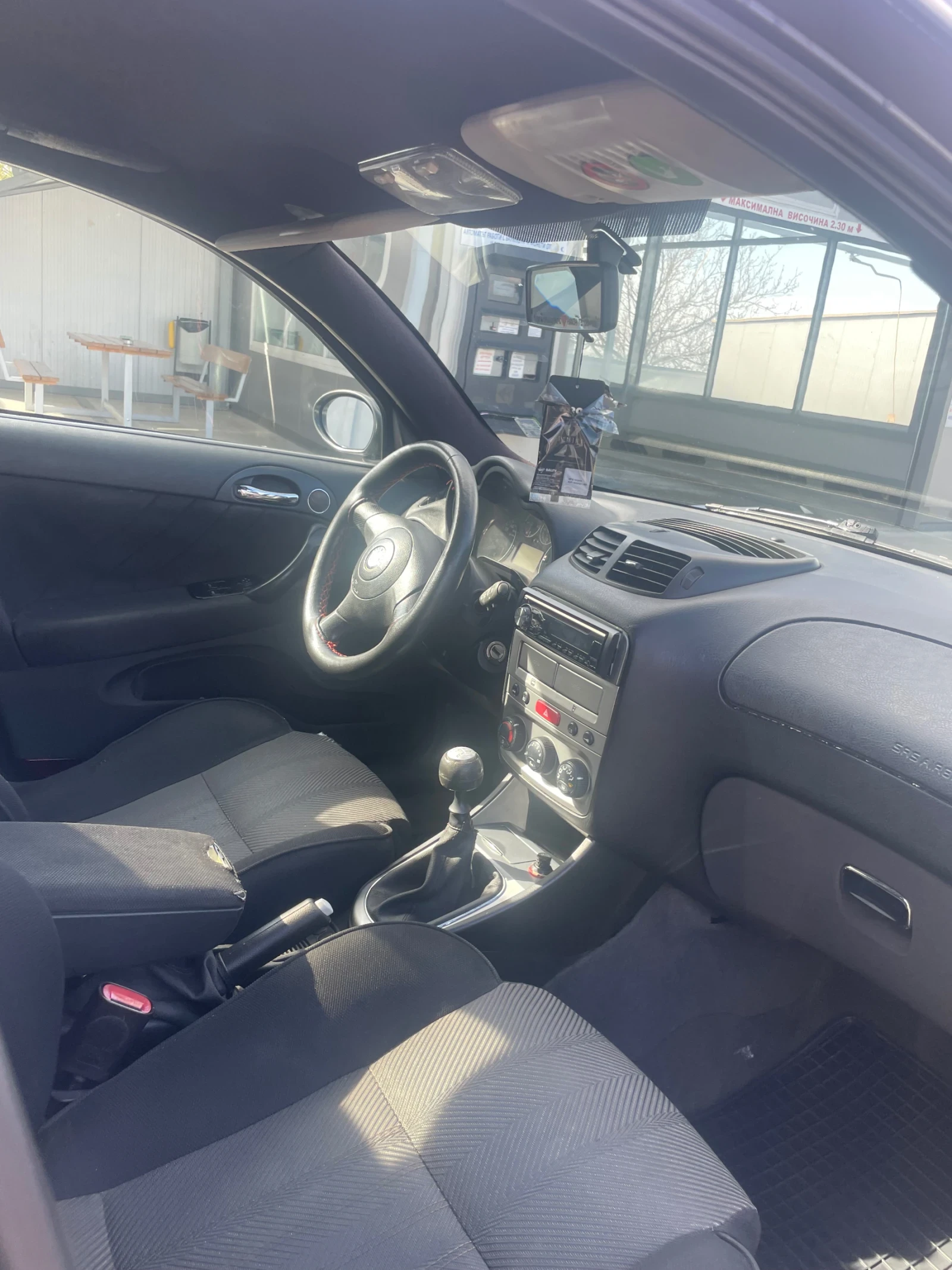 Alfa Romeo 147, снимка 10 - Автомобили и джипове - 54173630