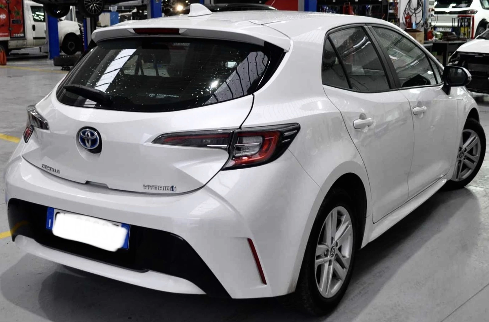 Toyota Corolla Business | Mobile.bg � ����������� 3