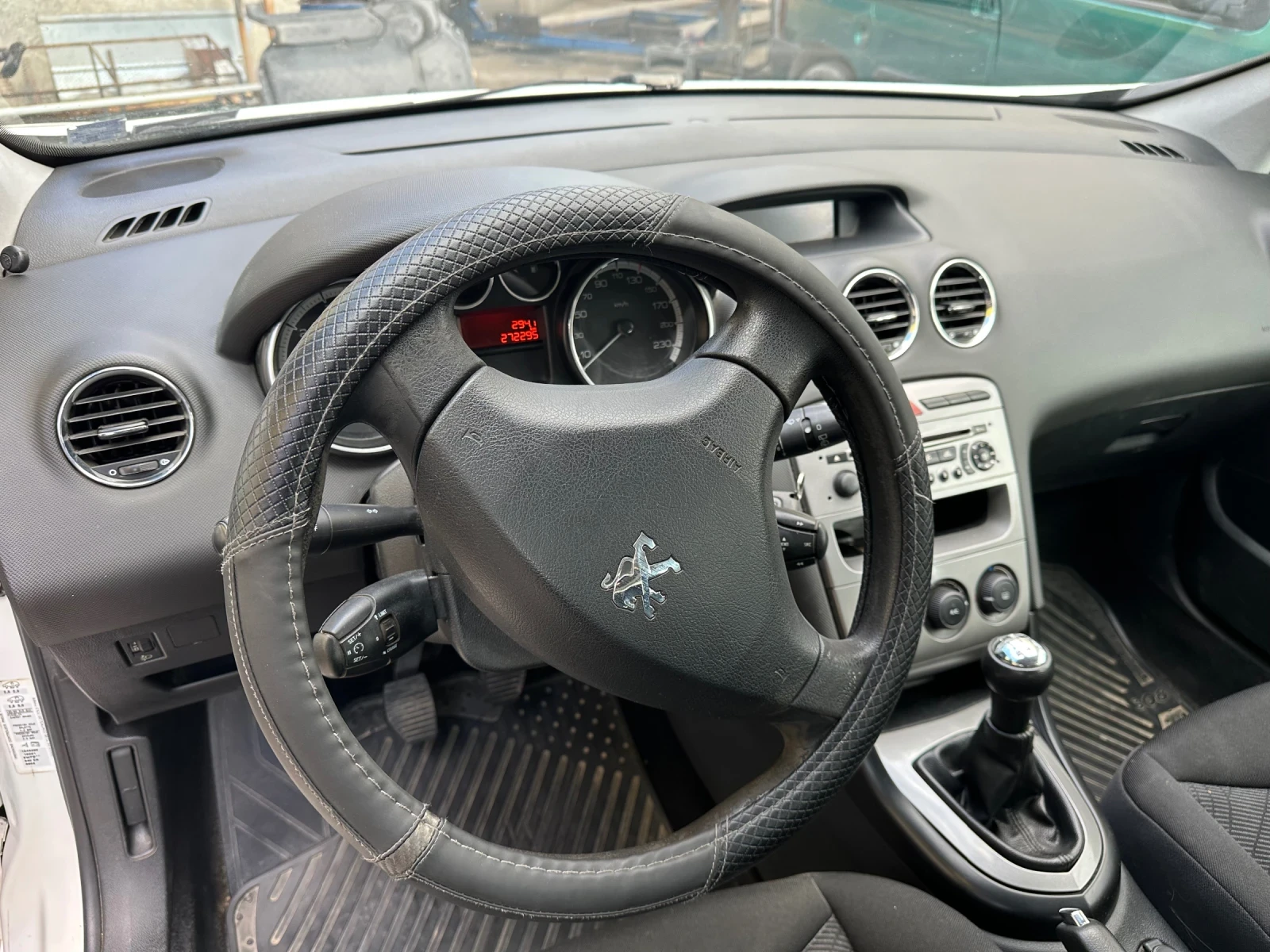 Peugeot 308 SW, снимка 7 - Автомобили и джипове - 54593397