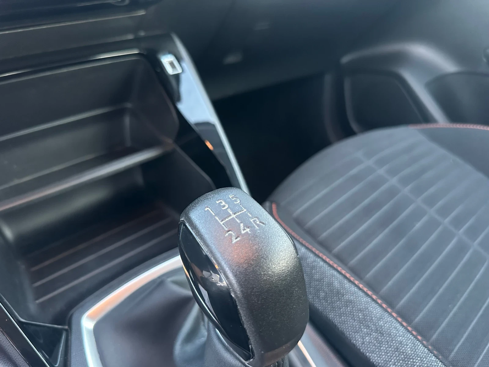 Peugeot 208 1.2i 86HP 2021G EVRO6B* 54000km* KTEO OK, снимка 16 - Автомобили и джипове - 54858035
