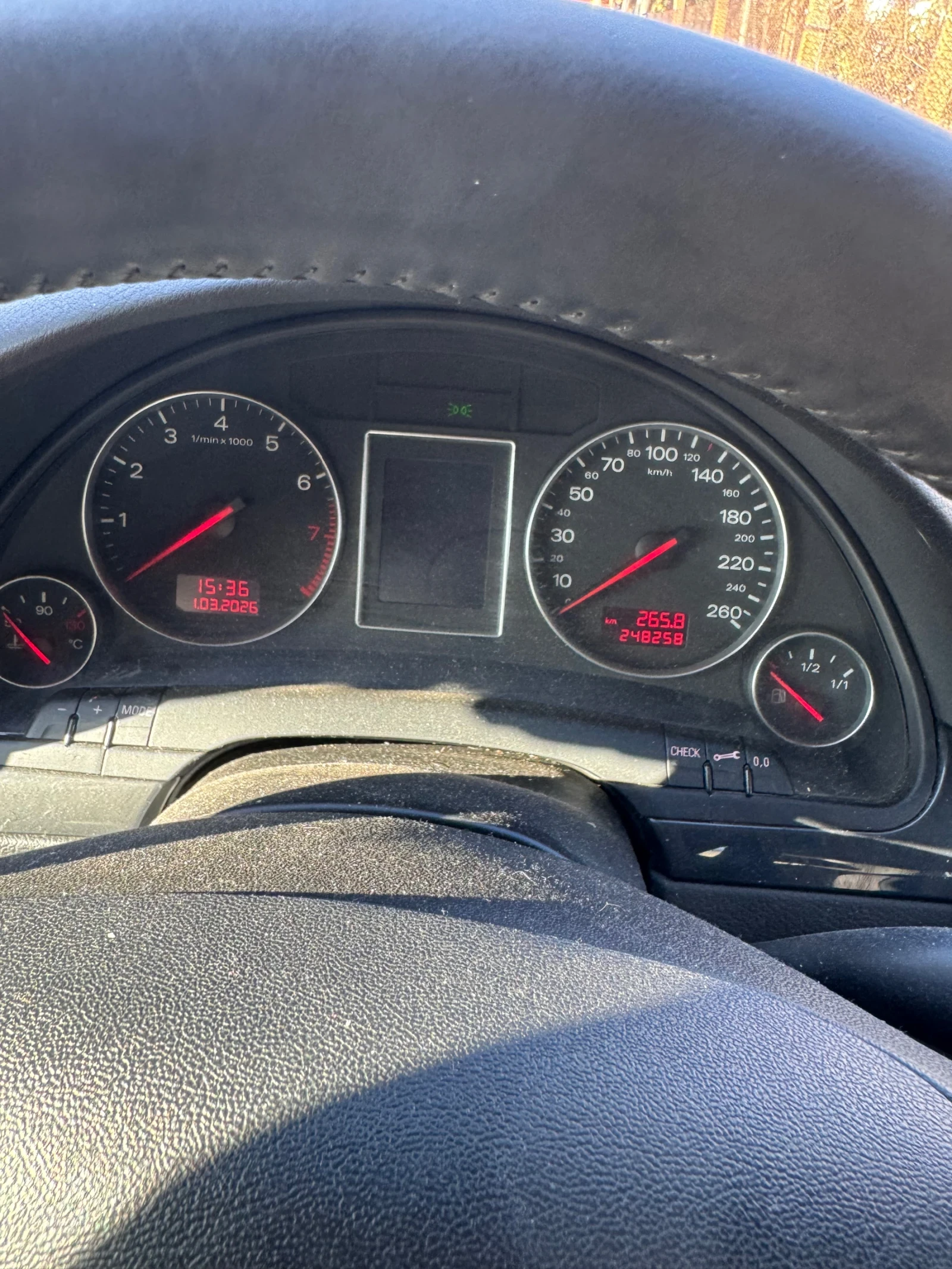 Audi A4, снимка 6 - Автомобили и джипове - 54877731