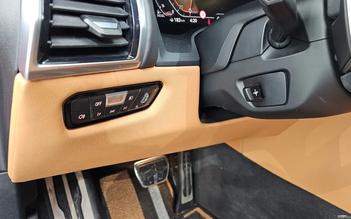 BMW 840 M Sports | B&WILKINS | DISPLAY KEY | LASER, снимка 13 - Автомобили и джипове - 55075425