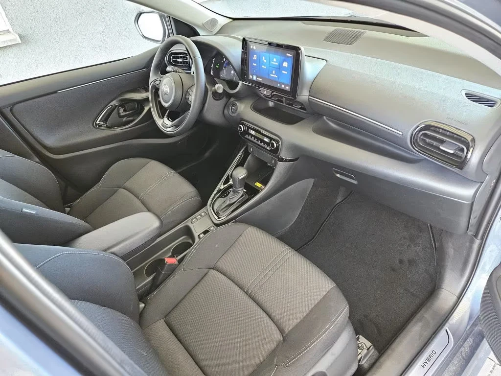 Toyota Yaris НОВ/HEV/116HP/TEAM-PLAYER/CAM/ACC/CPLAY/KLESS/651q, снимка 7 - Автомобили и джипове - 55831354