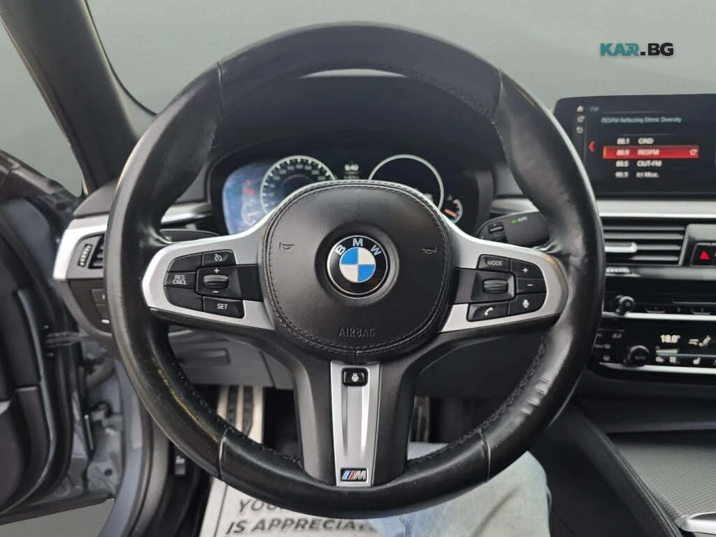 BMW 530 M Pack * HUD  * АвтоКредит * (ЦЕНА ДО БГ), снимка 11 - Автомобили и джипове - 55948025