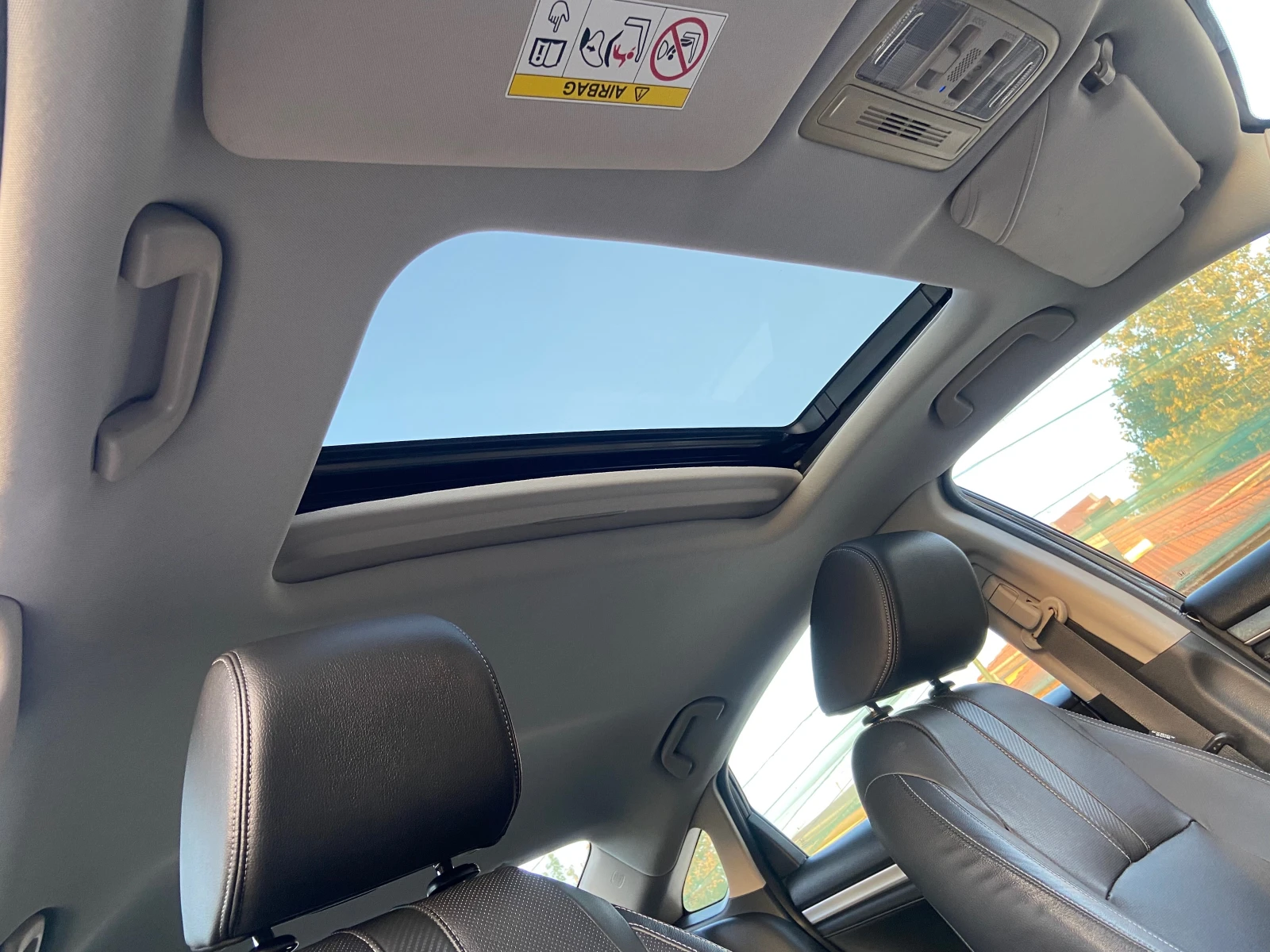 Honda Civic 1.5i NAVI Камера Шибидах Keyless Швейцария, снимка 14 - Автомобили и джипове - 55963591