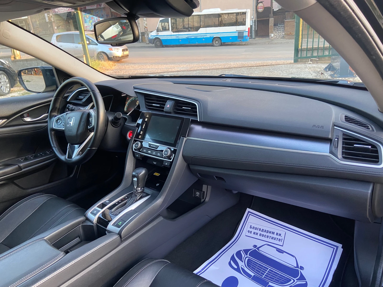 Honda Civic 1.5i NAVI Камера Шибидах Keyless Швейцария, снимка 16 - Автомобили и джипове - 55963591